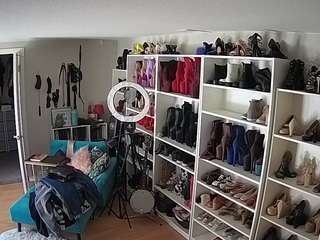 voyeurcam-missoliviablack-03 Profile Image