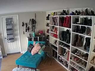 voyeurcam-missoliviablack-03
