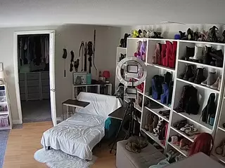 Miss Olivia Black Dressing Room's Live Sex Cam Show