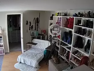 Miss Olivia Black Dressing Room's Live Sex Cam Show