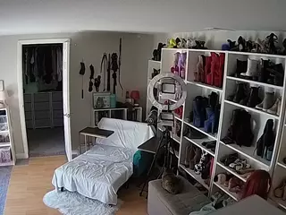 Miss Olivia Black Dressing Room's Live Sex Cam Show