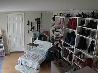 Miss Olivia Black Dressing Room's Live Sex Cam Show