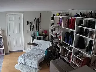 Miss Olivia Black Dressing Room's Live Sex Cam Show