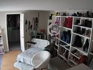 Miss Olivia Black Dressing Room's Live Sex Cam Show