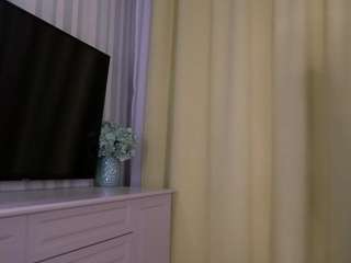 Live webcam model arethaovalles on Soda Cams