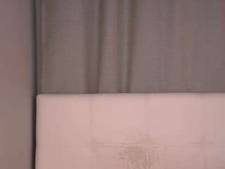 ArethaOvalles live cam preview