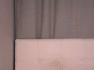 ArethaOvalles live cam preview