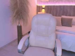 le modèle catherine-reid est en webcam porno dans un show sur le site camsoda, il possède les tags suivants: black hair,blowjob,brown eyes,deepthroat,dildo or vibrator,doggy style,no drinking,no smoking,normal,hd