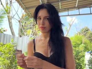 elviaveltman Live Webcam on CamSoda