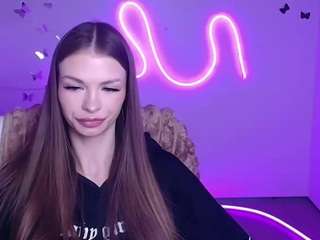 enellaswann Live Webcam on CamSoda