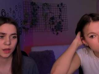 le modèle liana-best est en webcam porno dans un show sur le site camsoda, il possède les tags suivants: blowjob,brown eyes,fingering,full nudity,skinny,small tits,smoking,teen 18,young adult,brown hair,hd