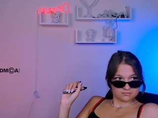liana-best Live Webcam on CamSoda