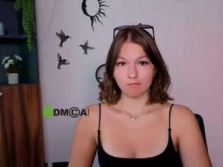 liana-best Live Webcam on CamSoda