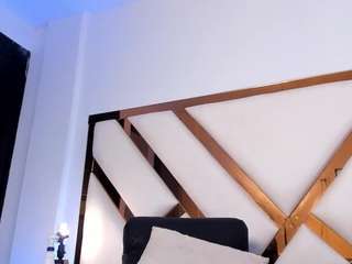 niicolle-evanss webcam