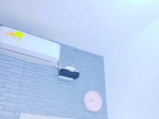 pervert-shydoll webcam