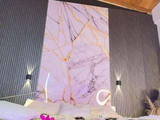 raven-noctis Live Webcam on CamSoda