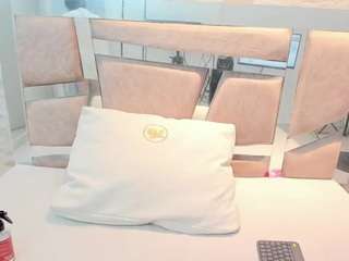 Live webcam model samannta-beck on Soda Cams