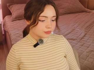 Live webcam model septemberbrisk on Soda Cams