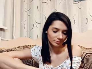 Live webcam model yajairatroung on Soda Cams