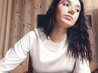 yajairatroung webcam