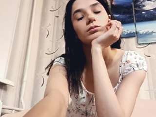 Live webcam model yajairatroung on Soda Cams