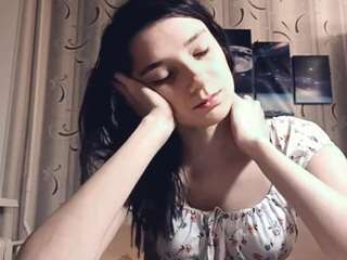 Live webcam model yajairatroung on Soda Cams