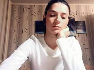 yajairatroung webcam