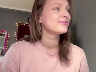 Live webcam model blythegeitgey on Soda Cams