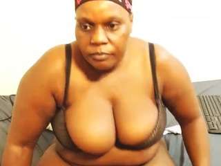 busty42ddza