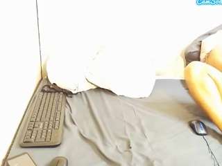 busty42ddza
