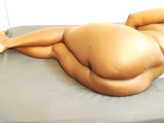 busty42ddza