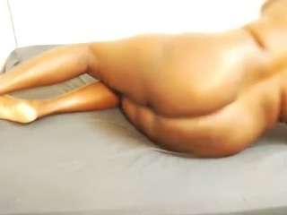 busty42ddza