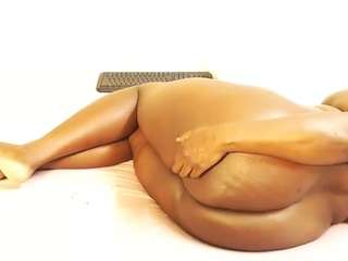 busty42ddza