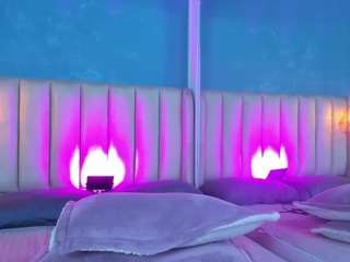 charlothe01 live webcam show