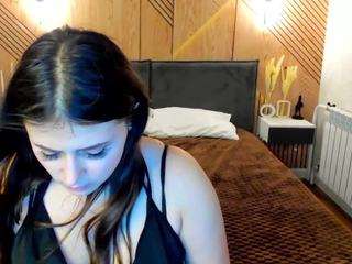 crystal-lace, female webcam model,  years old, on live webcam