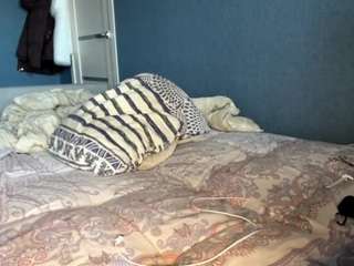 Live webcam model katheleentenzer on Soda Cams