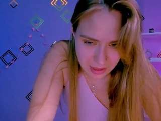 lindasave1's CamSoda show and profile