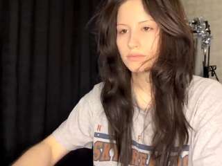 nerissasandstede live cam profile