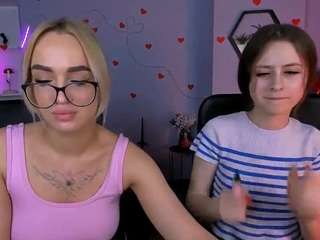 sally-meow Live Webcam on CamSoda