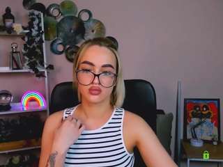 sally-meow live cam profile