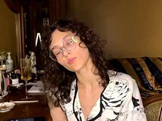 waltrauddonoso's CamSoda show and profile