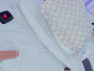 charlotsweett live webcam show
