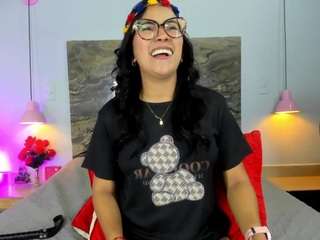 darla-jackson webcam