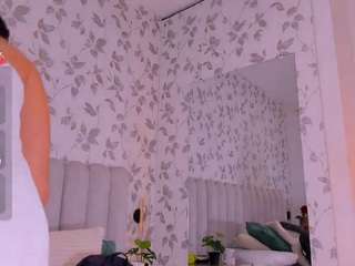 Live webcam model isablue on Soda Cams