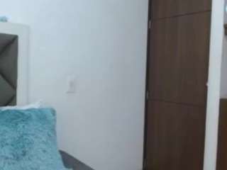 kimrosee69 Live Webcam on CamSoda