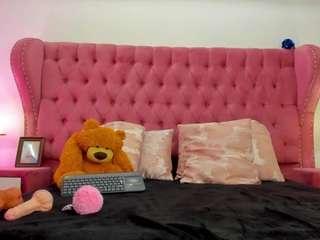 Alessiia-Moon live webcam show