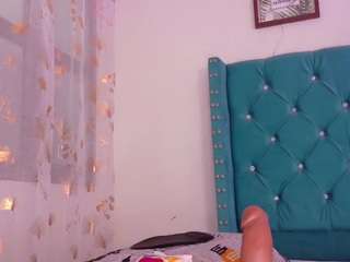 Chaannelqueen live cam preview