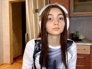 eldorasebero's CamSoda show and profile