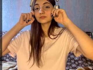 le modèle eldorasebero est en webcam porno dans un show sur le site camsoda, il possède les tags suivants: anal,orgasm,fingers,fuck machine,full nudity,genital piercings,handjob,naked,no drinking,no smoking,playdildo,facial piercings,pov,sex toys,shaved pussy,skinny,squirter,teen 18,twerk,wet