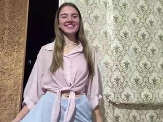 FayeSchoenhals live cam preview